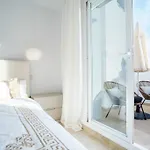 Luxury Escape Lägenhet *