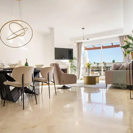 Luxury Escape דירה