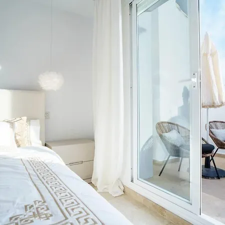 Luxury Escape Apartment *